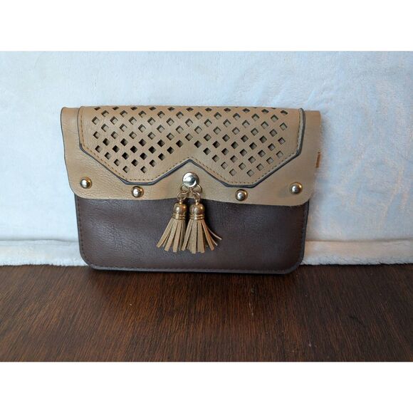 Urban Energy leather wallet/cluch - Picture 1 of 5